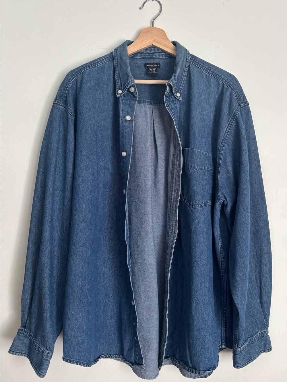 Vintage 90s North Crest Blue Denim Button Down Shirt 100% Cotton Mens SizeL Long